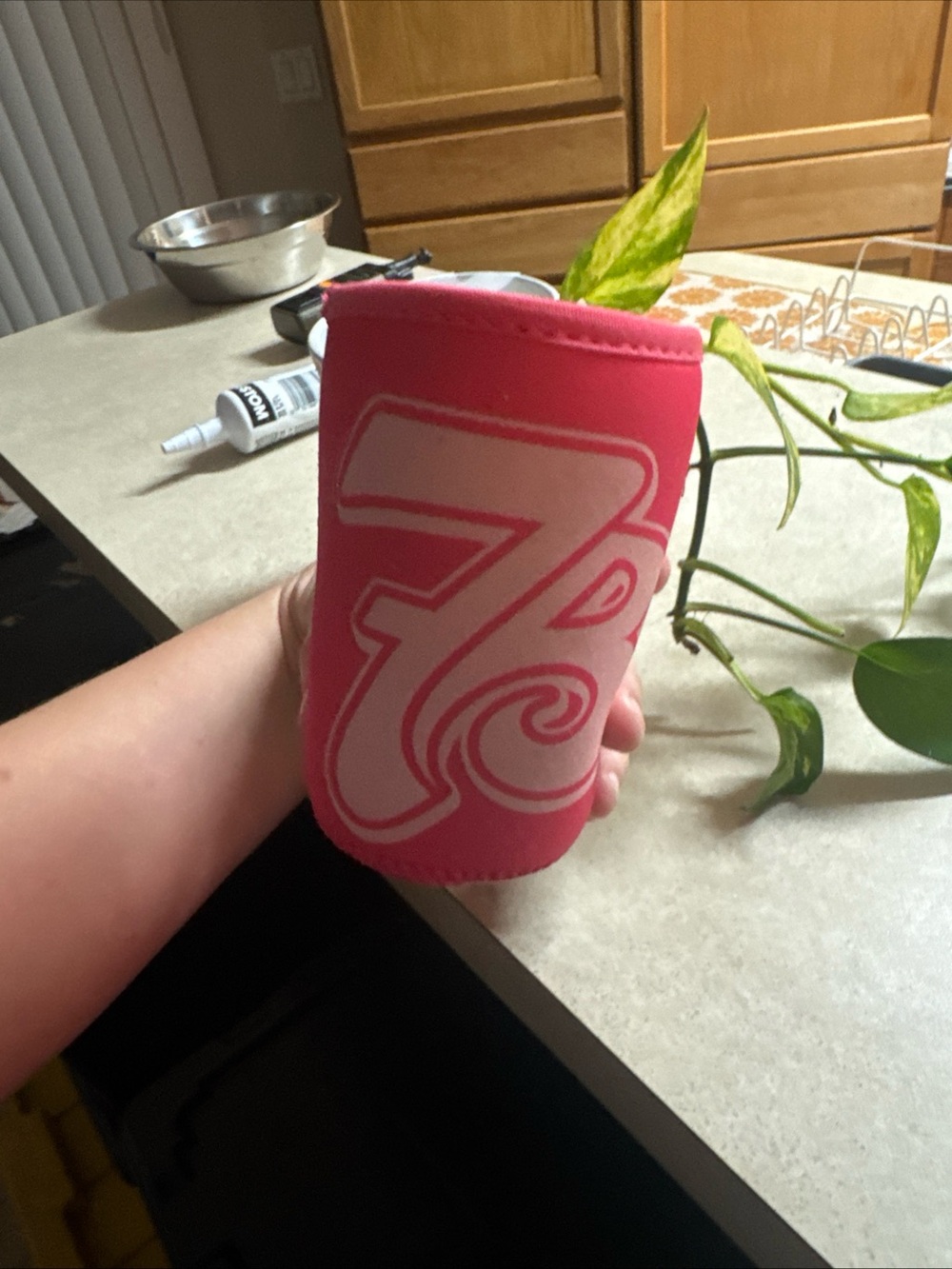 7Brew Coffee Insulated Neoprene Brewzie / Koozie, Pink/White Logo Coffee Theme